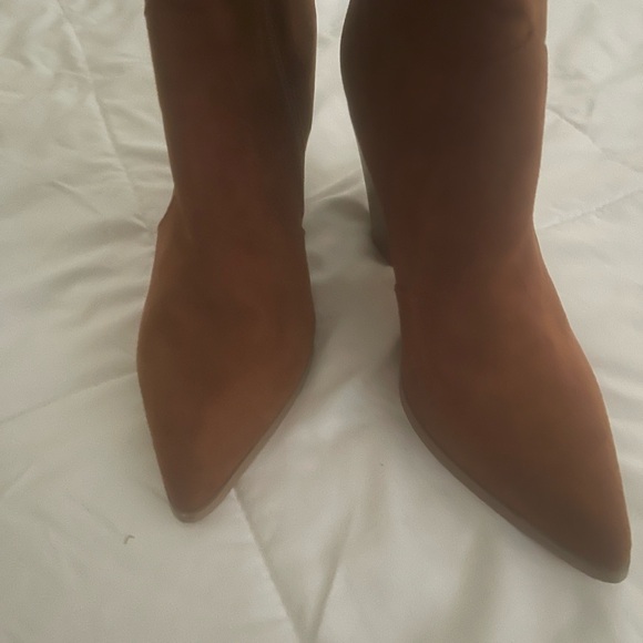 Rust Color Cowboy Boots - Picture 8 of 10